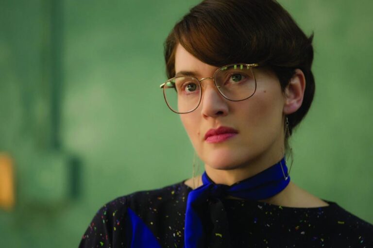 Top 5 filmów, w których występują prywatni asystenci